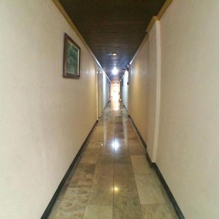 Suzuki Beach Hotel Olongapo City Exteriör bild