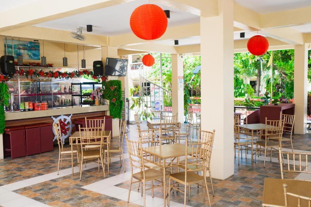 Suzuki Beach Hotel Olongapo City Exteriör bild